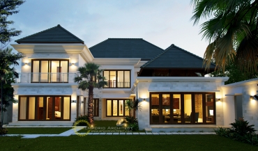 Desain Rumah Mewah Klasik Tropis di Jakarta 2