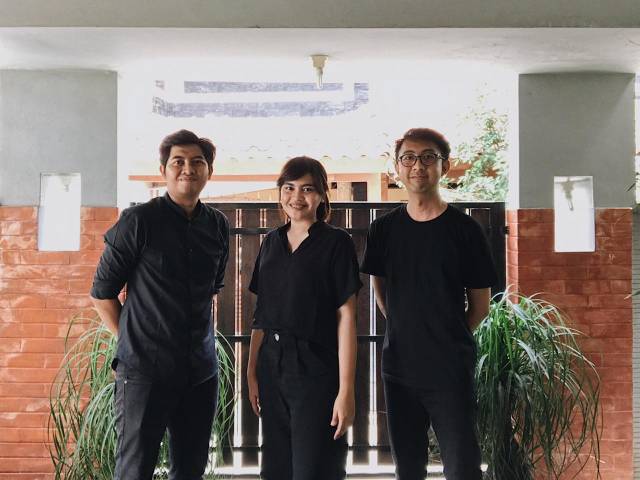 Photo with the Emporio Architect Jogja Team