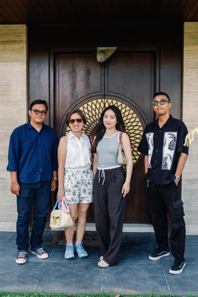 Meeting bersama Klien Ibu Natasha Wilona di Kantor Bali