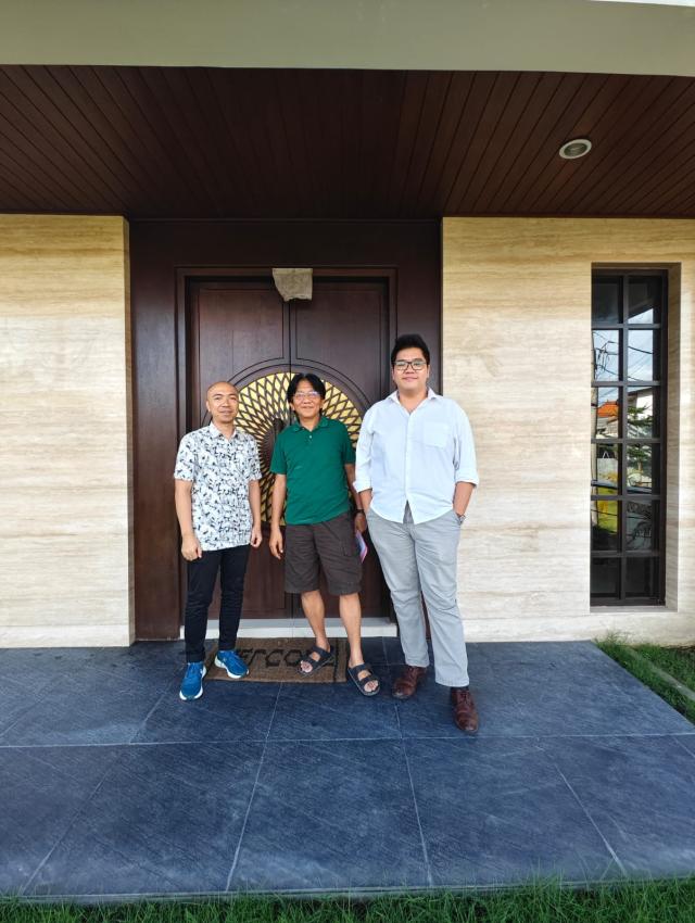 Meeting Klien Bapak Reyner di Kantor Bali