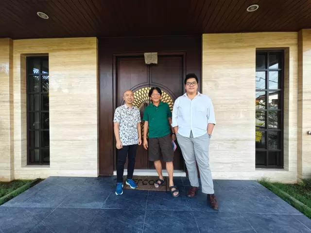 Meeting Klien Bapak Reyner di Kantor Bali