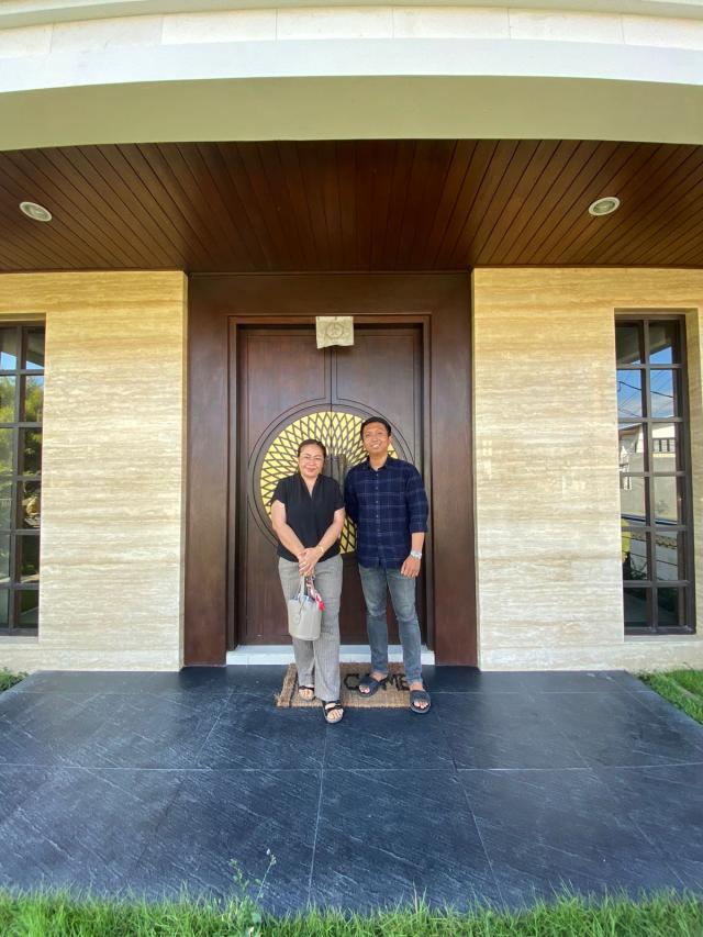 Meeting Client's Mrs. Ayu to Office in Bali