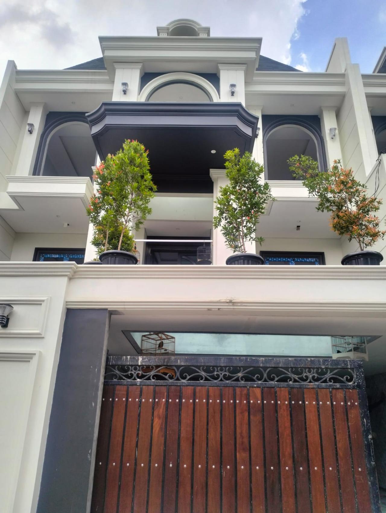 Construction Progress of Mrs. TN IX in Jakarta Selatan