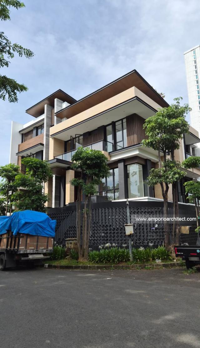 Construction Progress of Mr. HSN in Jakarta Barat