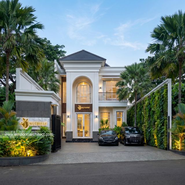 Desain Klinik Kecantikan Nutripaf Klasik Modern 2 Lantai Bapak YD di  Depok