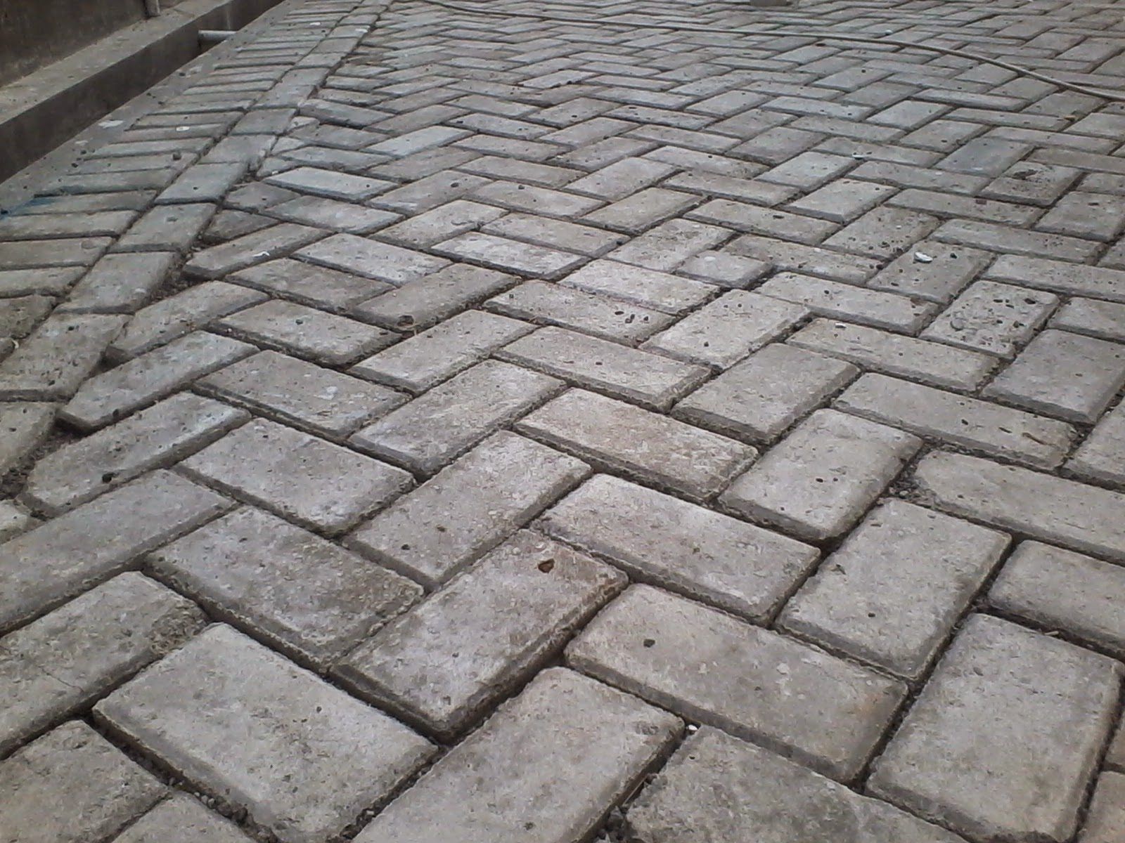 Paver tile as an alternative for Andesite floor