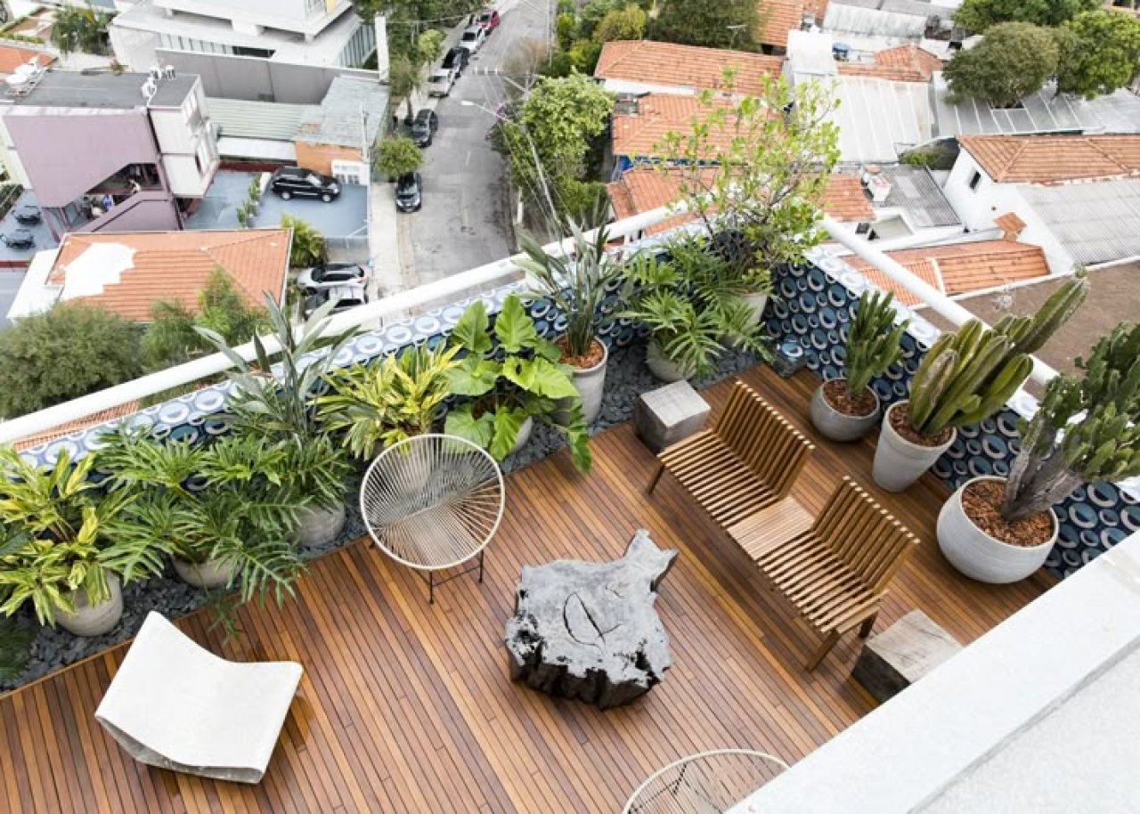 Rooftop Cafe Style