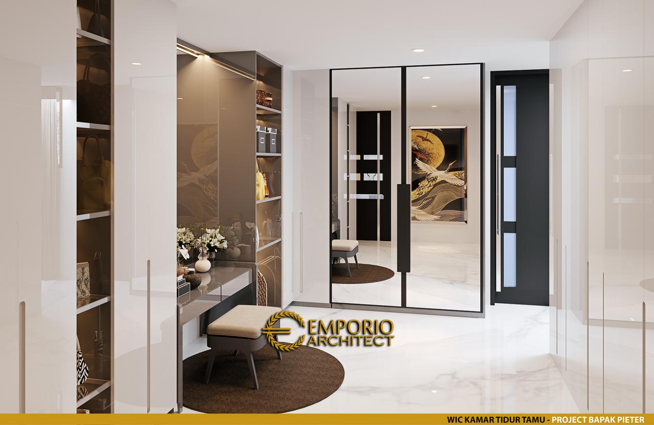 Desain Walk In Closet Kamar Tidur Tamu Rumah Modern 2.5 Lantai Bapak Pieter di Makassar, Sulawesi Selatan 20
