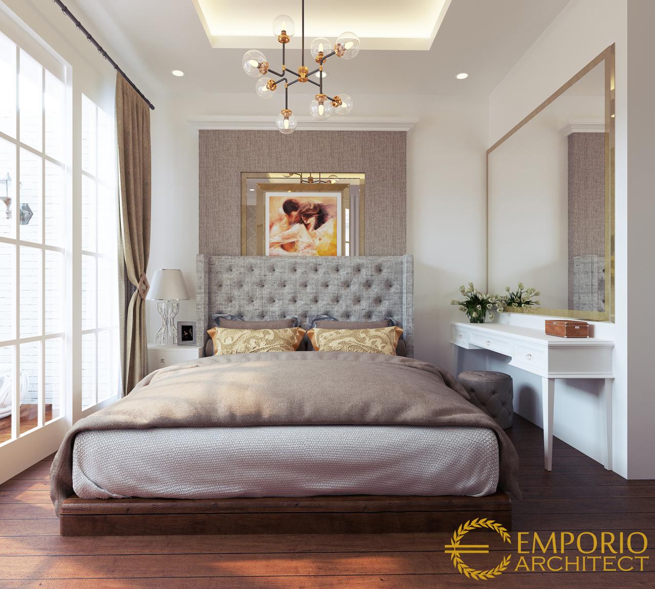 Desain Kamar Tidur Rumah Classic 2 Lantai Ibu Diana di Jakarta 3