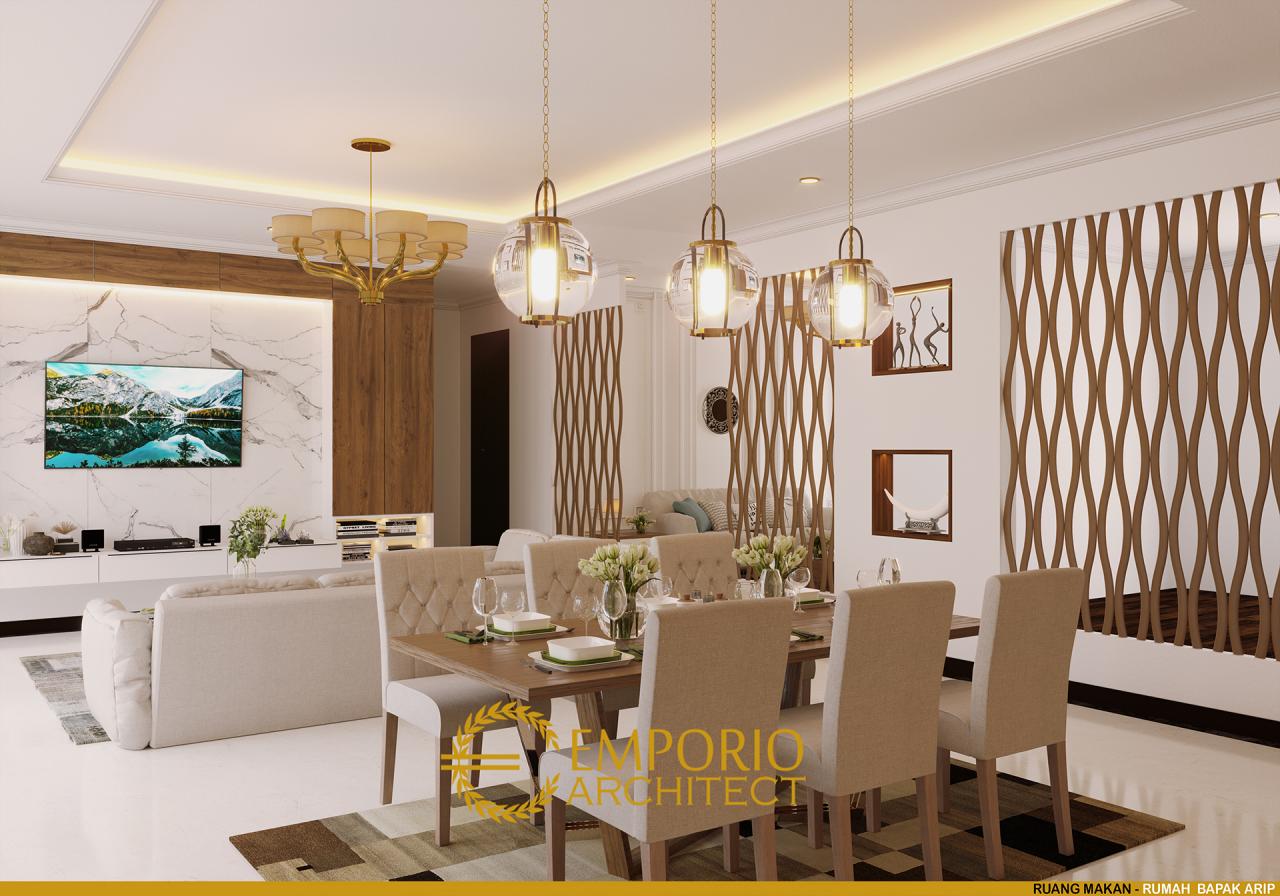 Desain Ruang Makan Rumah Classic 1 Lantai Bapak Arip di Magetan, Jawa Timur 8
