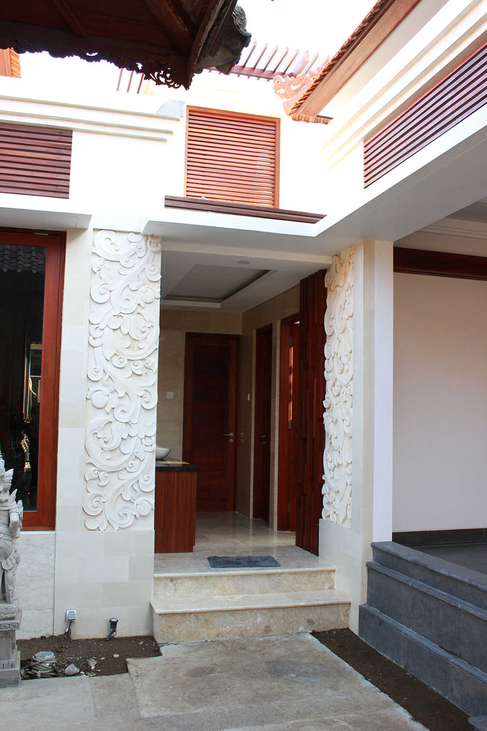Hasil Konstruksi Bagian Depan Rumah Bapak Komang Adi di Kerobokan, Bali 10
