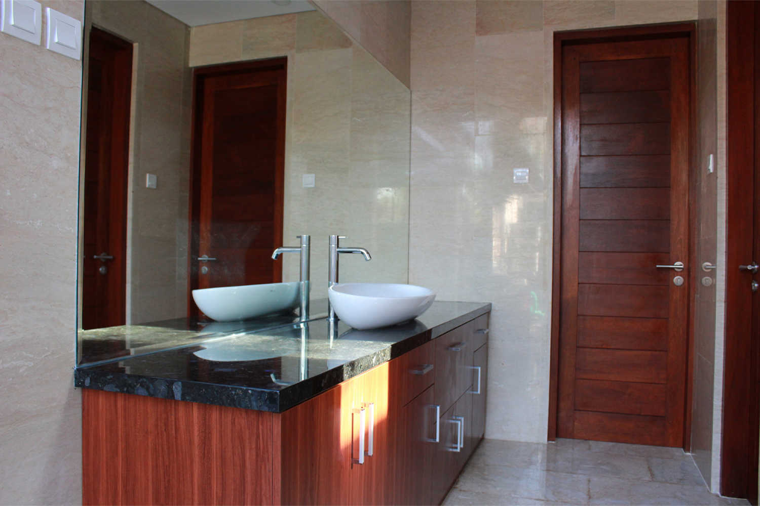 Hasil Konstruksi Kamar Mandi Rumah Bapak Komang Adi di Kerobokan, Bali 14
