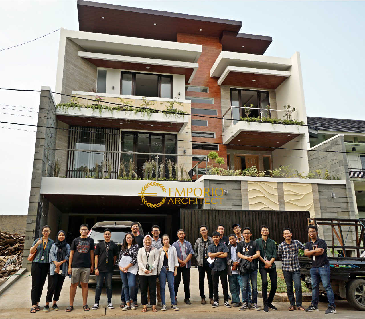 Progress Pembangunan Rumah Style Modern Tropis Bapak Iswandi di Bekasi 1