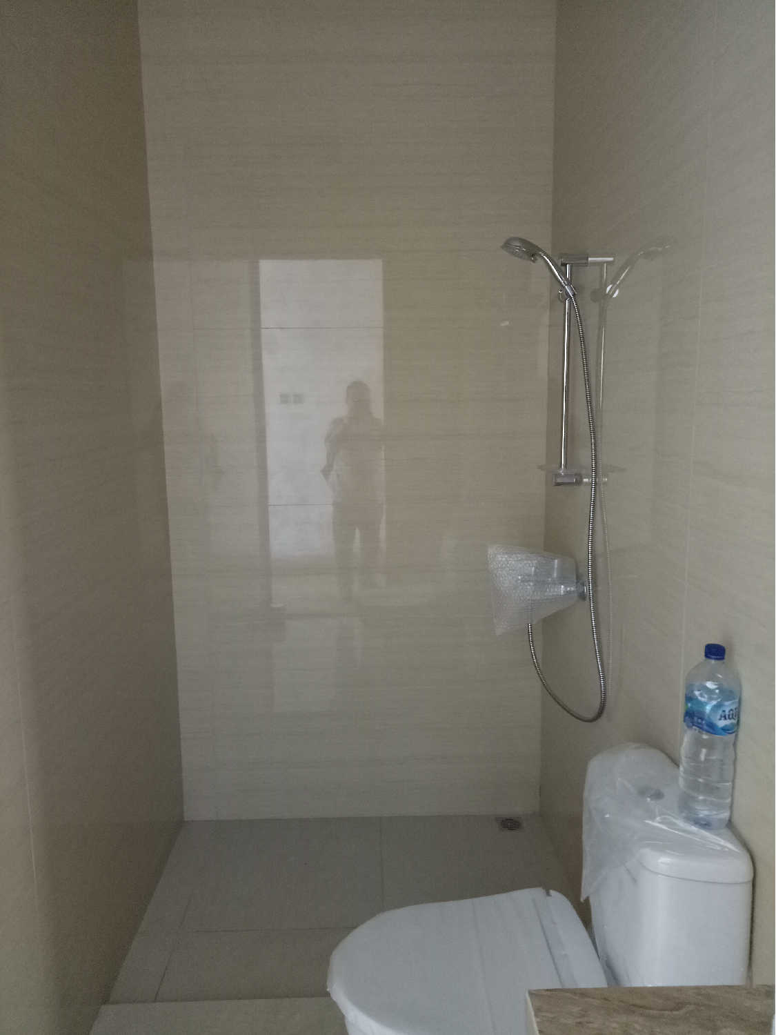 Progress Pembangunan Kamar Mandi Rumah Bapak Ricky di Bekasi 5