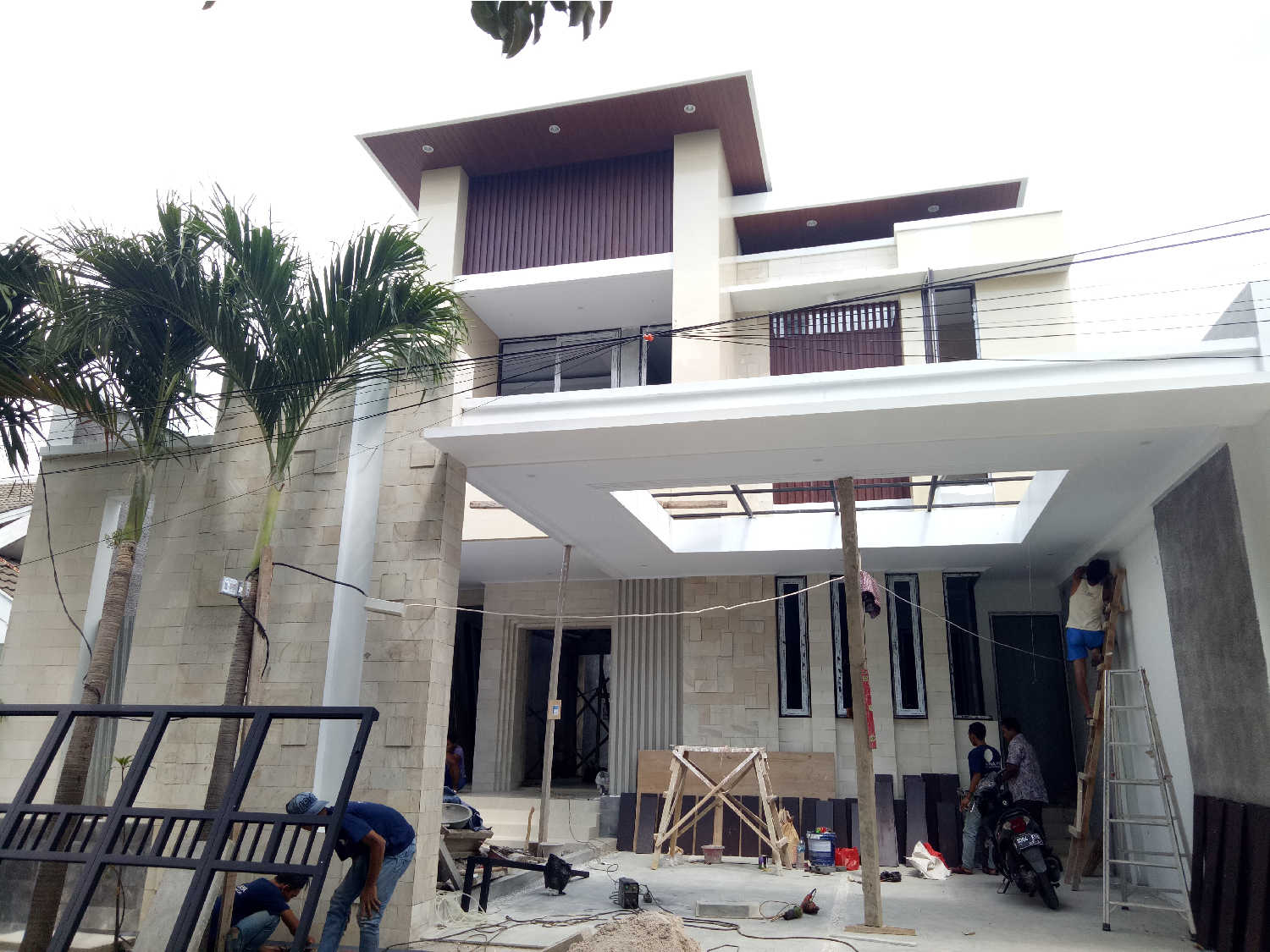 Progress Pembangunan Rumah Style Modern Tropis Bapak Ricky di Bekasi 1