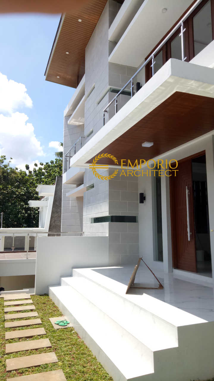 Progress Pembangunan Bagian Depan Rumah Ibu Elly di Jakarta 4