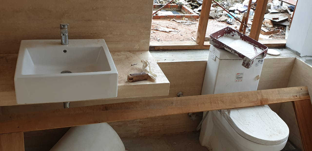 Progress Pembangunan Kamar Mandi Rumah Bapak Okov di Palembang 10