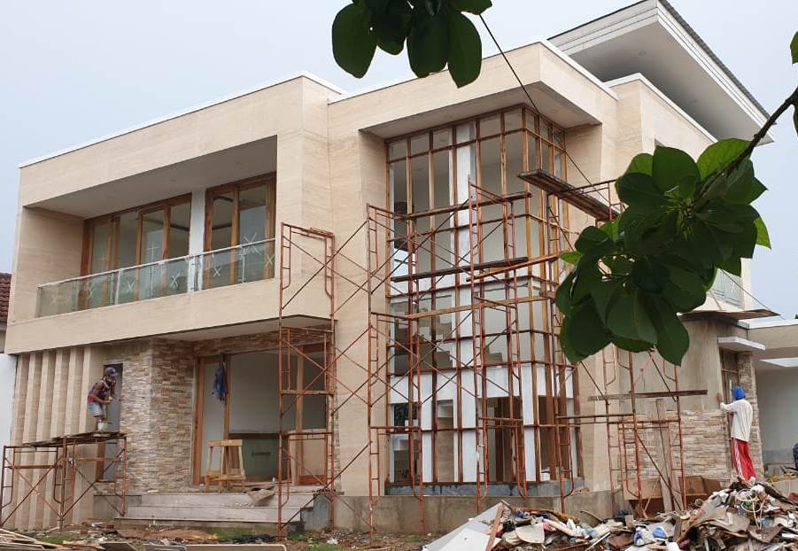 Progress Pembangunan Rumah Style Modern Tropis Bapak Okov di Palembang 3