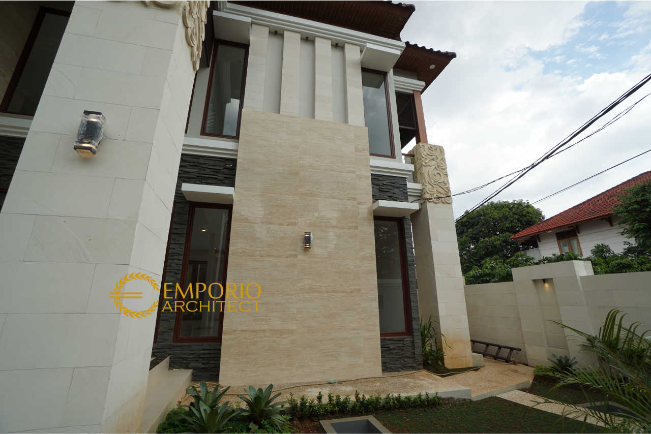 Progress Pembangunan Bagian Pilar Rumah Ibu Ponky di Bekasi 5