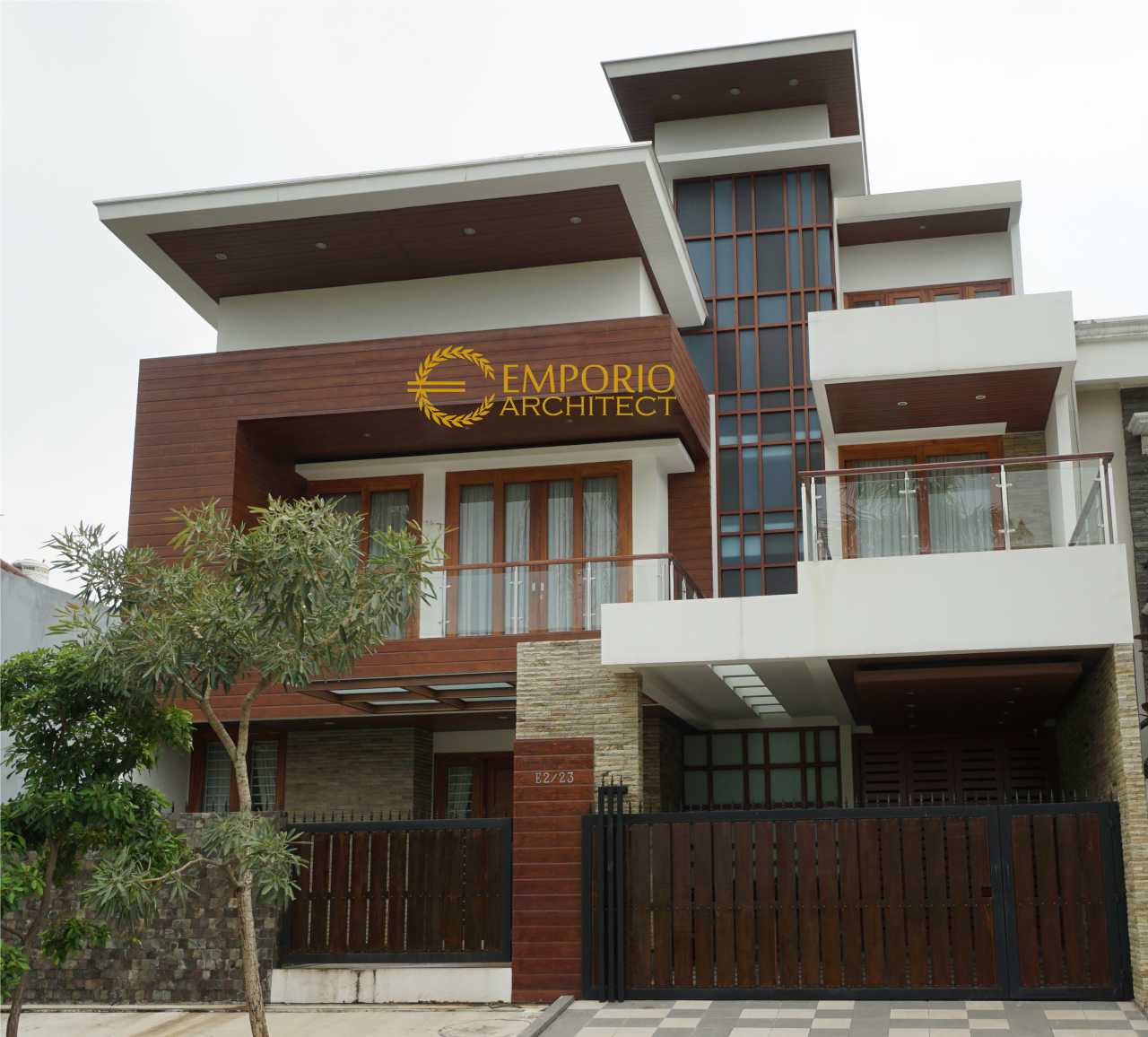 Progress Pembangunan Rumah Style Modern Tropis Bapak Andrika di Tangerang 1