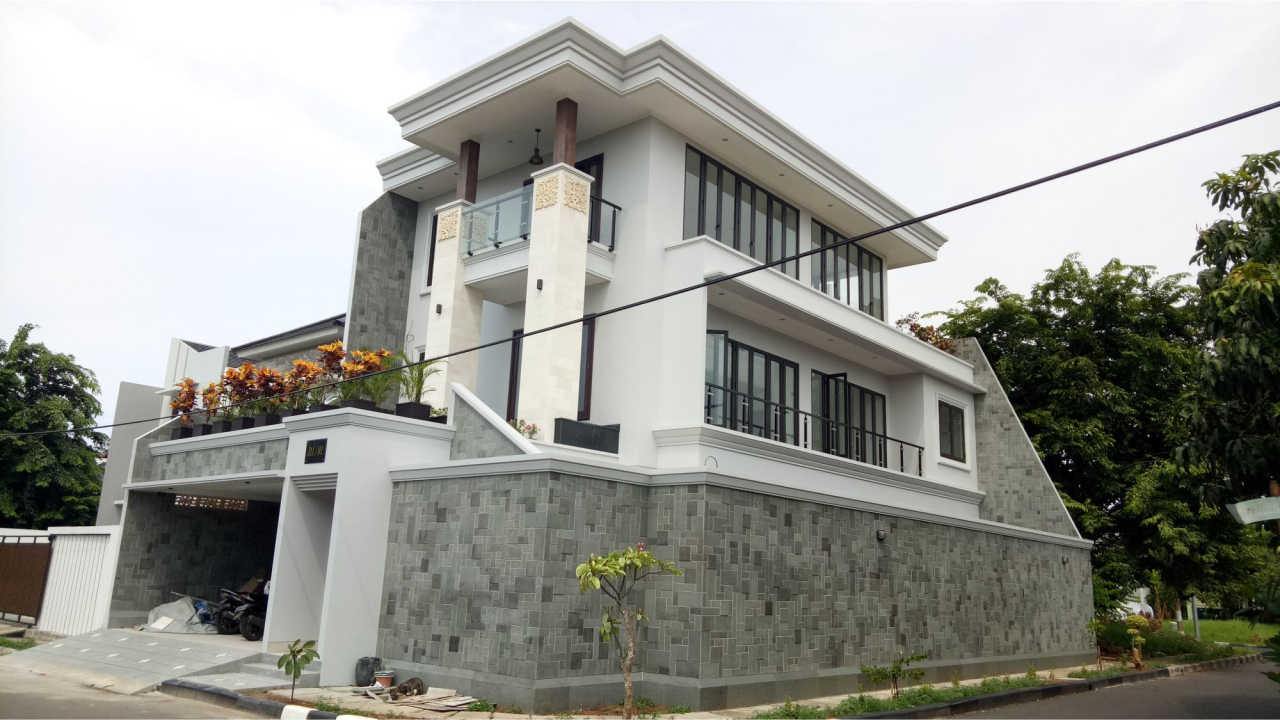 Progress Pembangunan Rumah Style Villa Bali Tropis Bapak Fahmi di Jakarta 1