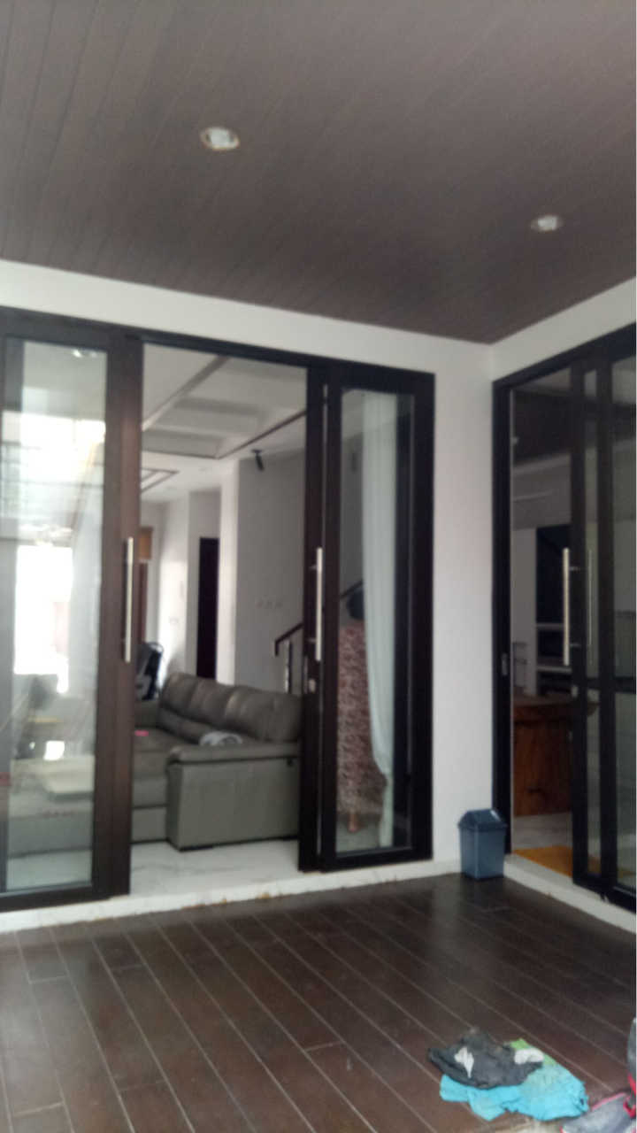Progress Pembangunan Bagian Pintu Rumah Ibu Wulan di Jakarta 6