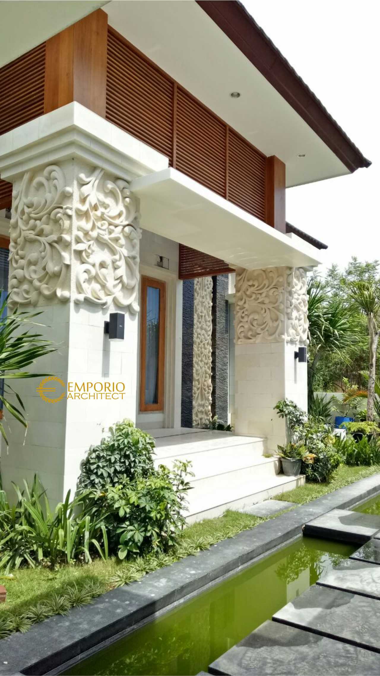 Hasil Konstruksi Bagian Depan Rumah Bapak Suharyoso II di Bontang, Kalimantan Timur 4