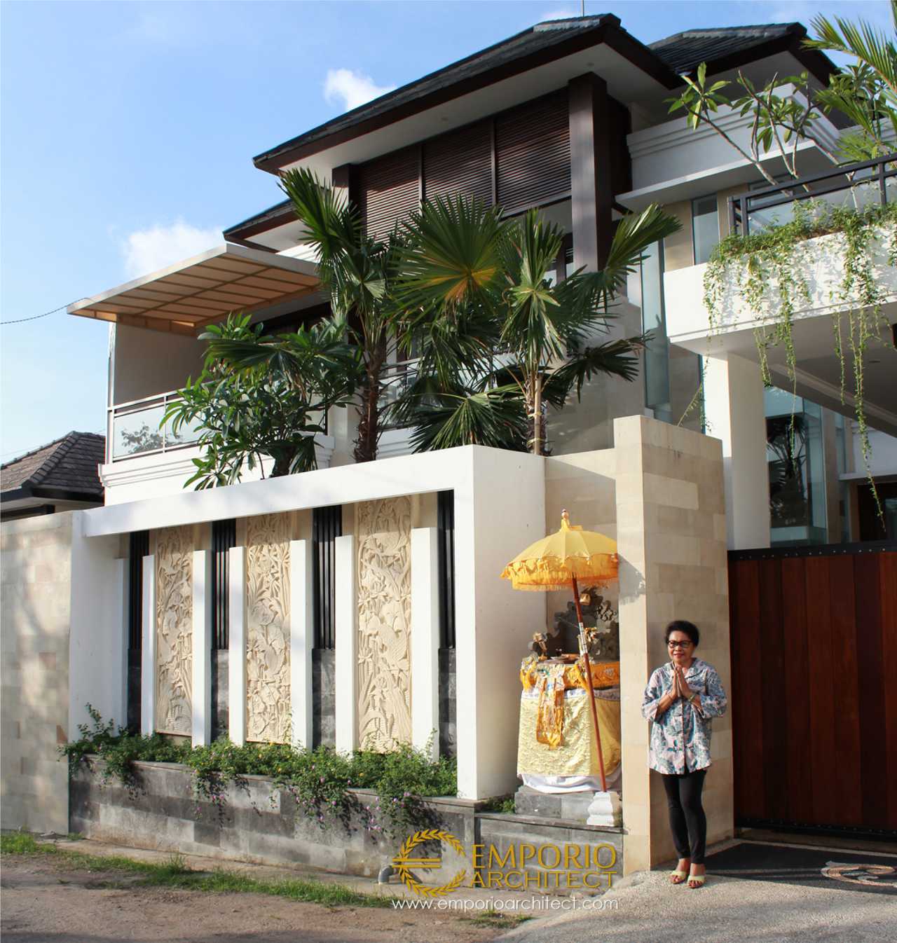 Hasil Konstruksi Rumah Style Villa Bali Tropis Bapak Ida Bagus Sindhu di Singaraja, Bali 3