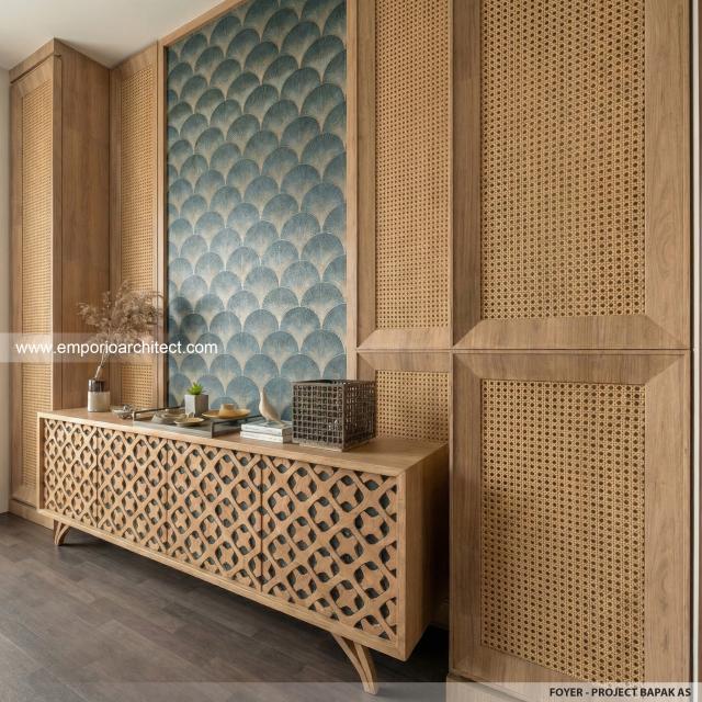 Desain Foyer Guest House Villa Bali Modern 2 Lantai Bapak AN di Padang