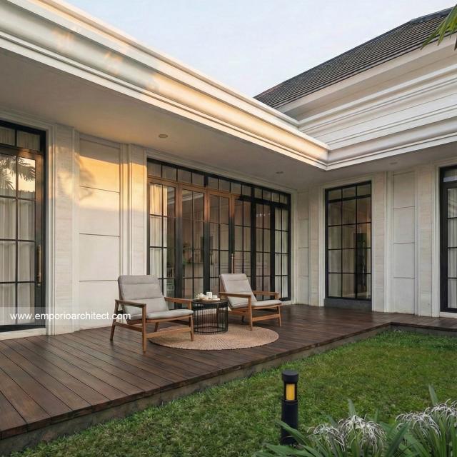 Desain Tampak Detail Belakang 2 Rumah Klasik 1 Lantai Ibu YMN di Ternate, Maluku Utara