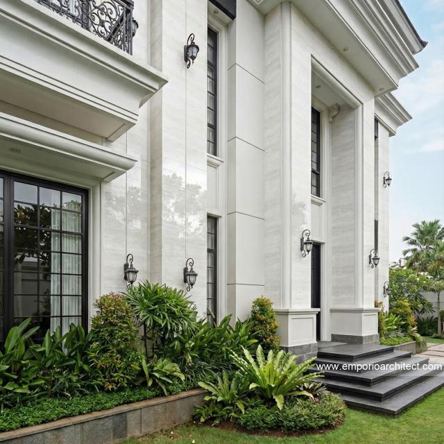 Desain Tampak Detail Samping 2 Rumah Klasik 2 Lantai Ibu BTT di Palembang