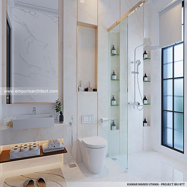 Desain Kamar Mandi Utama Rumah Klasik 2 Lantai Ibu BTT di Palembang