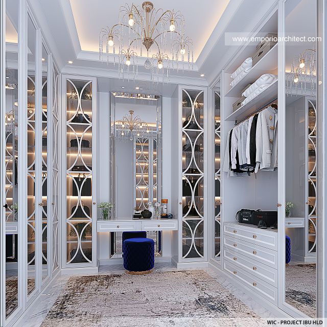 Desain Walk In Closet Rumah Mediteran Klasik 2 Lantai Ibu HLD di Kalimantan Tengah
