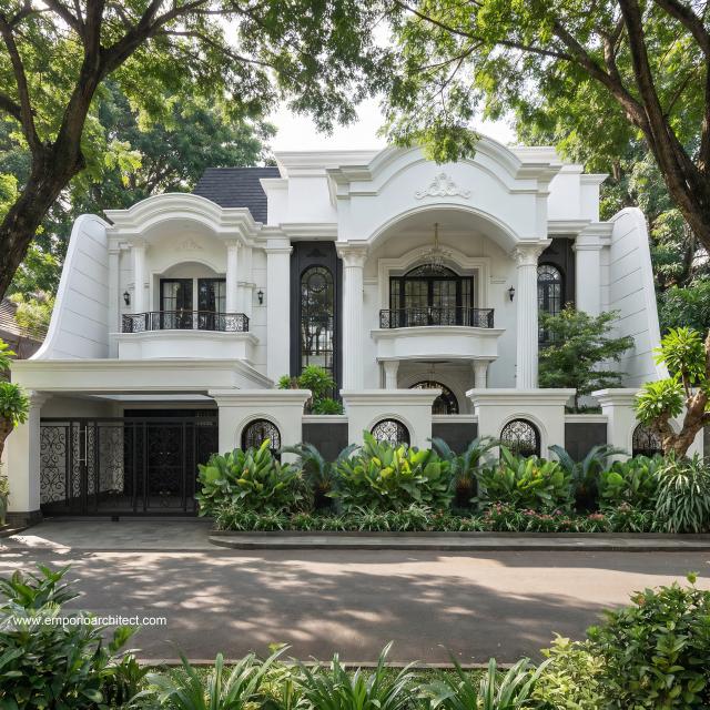 Desain Tampak Depan 2 Rumah Klasik 2 Lantai Ibu LSM di Cibubur, Jakarta Timur