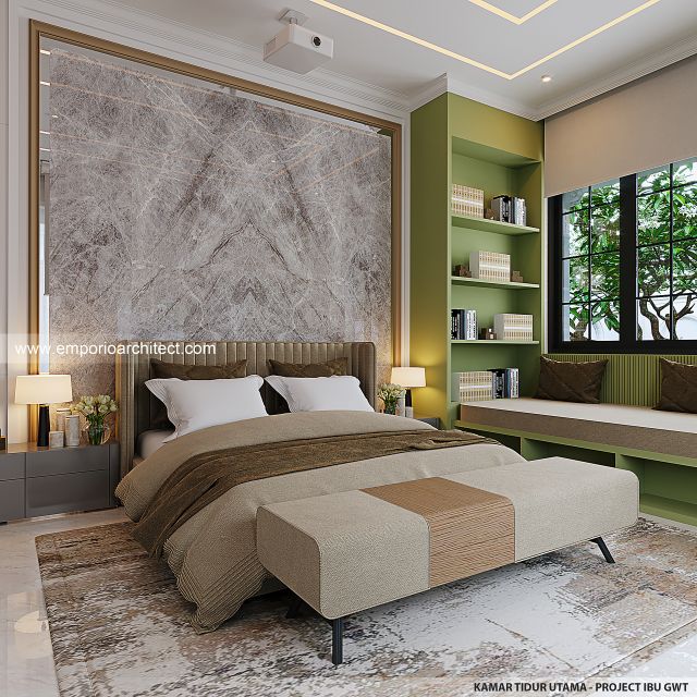Desain Kamar Tidur Utama Rumah Klasik 2 Lantai Ibu GWT di Jambi
