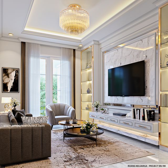 Desain Ruang Keluarga Rumah Klasik 2 Lantai Ibu RK di Surabaya