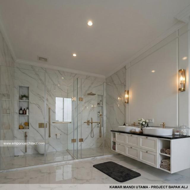 Desain Kamar Mandi Utama Rumah Klasik 2 Lantai Bapak ALJ di Kalimantan Timur
