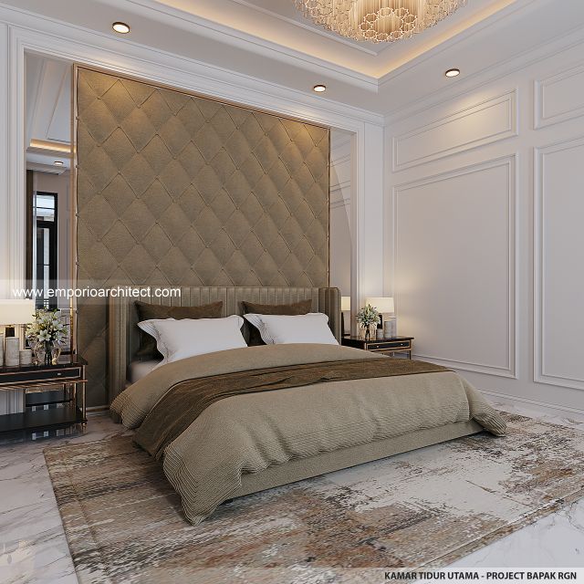 Desain Kamar Tidur Utama Rumah Klasik 2 Lantai Bapak RGN di Palembang
