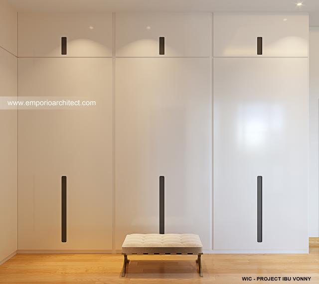 Desain Walk In Closet Rumah Klasik 3 Lantai Ibu VNY di PIK 2, Tangerang