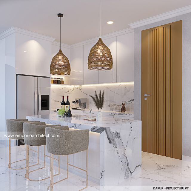 Desain Dapur Rumah Mediteran Klasik 3 Lantai Ibu VT di Surabaya