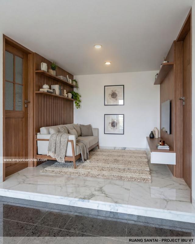 Desain Ruang Santai Rumah Mediteran Klasik 3 Lantai Ibu VT di Surabaya