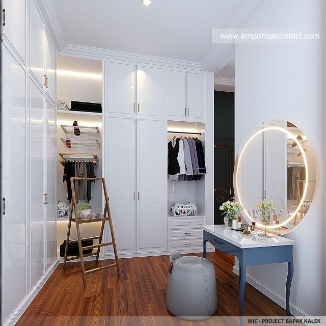 Desain Walk In Closet Rumah Mediteran Klasik 3 Lantai Bapak KLL di Jakarta