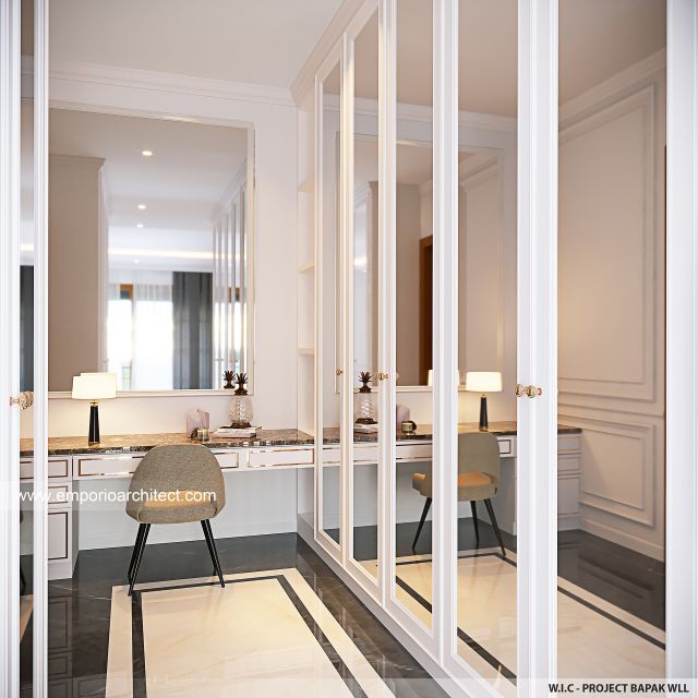 Desain Walk In Closet Rumah Klasik 4 Lantai Bapak WLL di PIK, Jakarta Utara