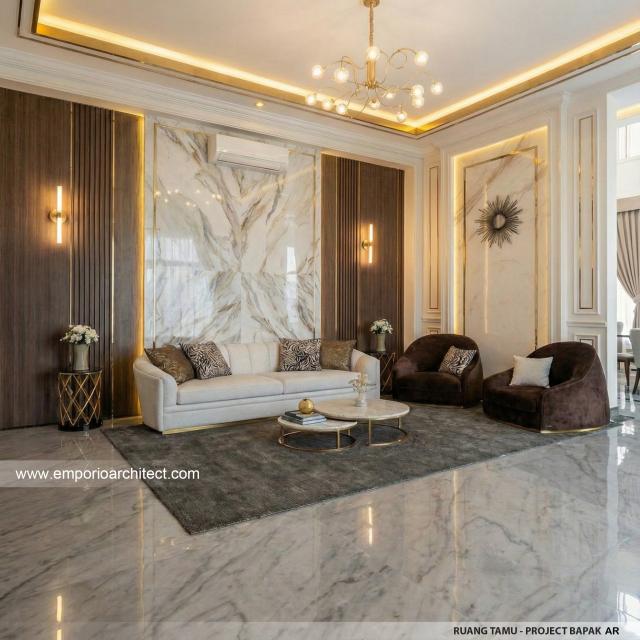 Desain Ruang Tamu Rumah Klasik Mediteran 2 Lantai Bapak AR di Madura