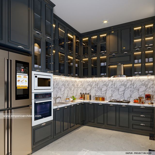 Desain Dapur Rumah Klasik Mediteran 3 Lantai Ibu KMR di Sumatera Selatan