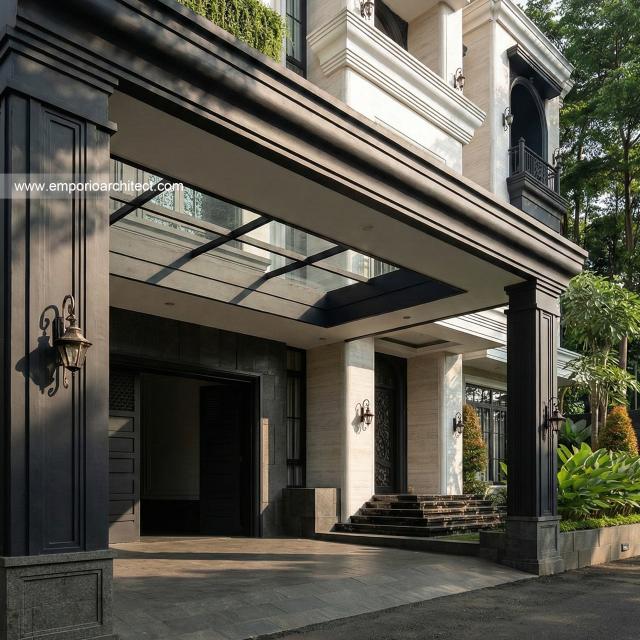 Desain Tampak Detail Depan Rumah Klasik Mediteran 3 Lantai Bapak JTN di Alam Sutera, Tangerang Selatan
