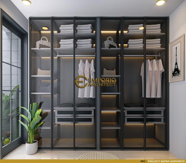Desain Walk In Closet Rumah Klasik Modern 3 Lantai Bapak Haryanto di Bandung, Jawa Barat