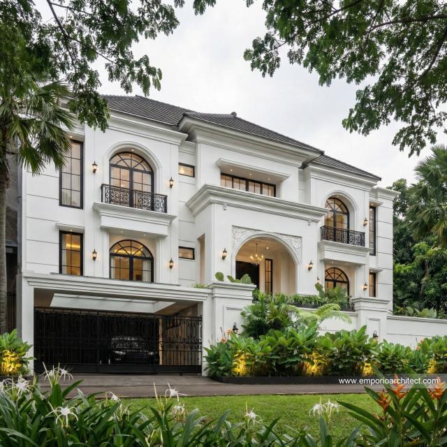 Desain Tampak Depan 2 Rumah Klasik Modern 3 Lantai Ibu YNY di Jakarta