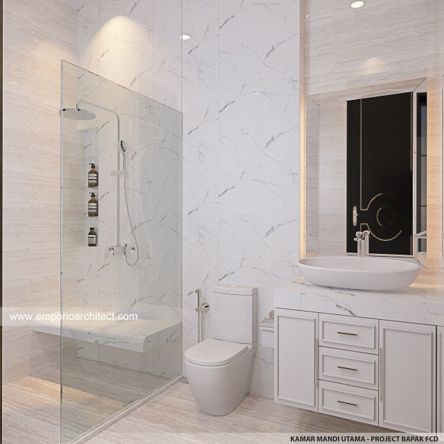 Desain Kamar Mandi Utama Rumah Mediteran Klasik 3 Lantai Bapak FCD di Jakarta Selatan