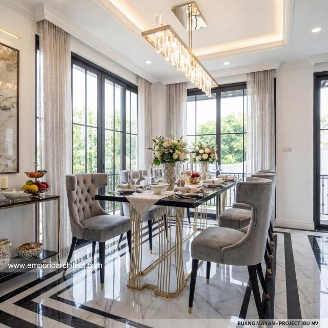 Desain Ruang Makan Rumah Mediteran 3 Lantai Ibu NV di Sidoarjo, Jawa Timur
